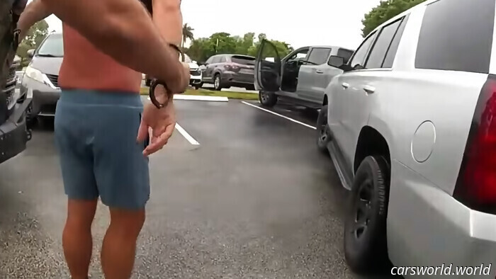 L'errore del concessionario ha fatto ammanettare un agente statunitense sotto la minaccia di un'arma per il suo nuovo pickup | Carscoops